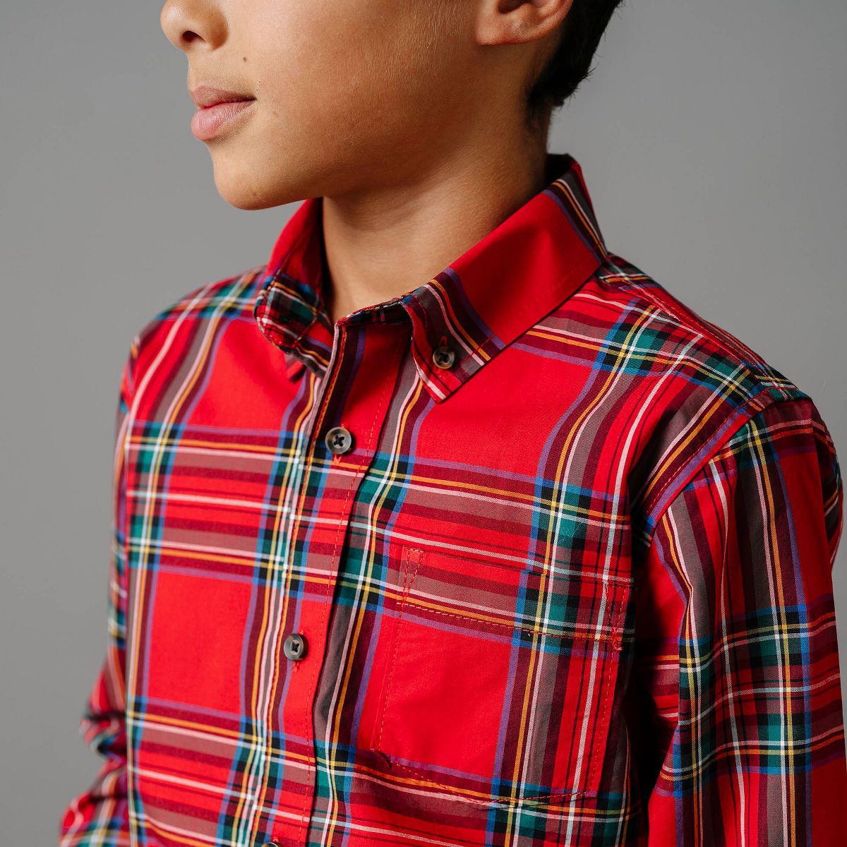 Hope & Henry Boys' Organic Stretch Poplin Long Sleeve Button-Down Shirt - thumbnail 9