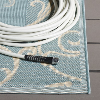 Aqua Elegance Easy-Care Synthetic Indoor/Outdoor Runner Rug, 2'3" x 6'7"