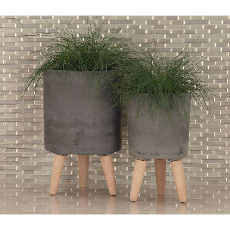 Set of 3 Planters with Wooden Legs - Olivia & May, 3 of 17
