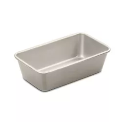 Cuisinart Chef's Classic 9" Non-Stick Champagne Color Loaf Pan - AMB-9LPCH