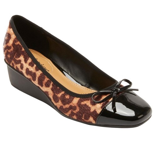 Womens wide cheap width leopard shoes