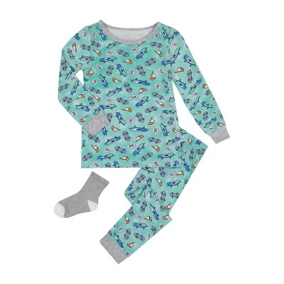 Sleep On It Infant Boys 2-Piece Super Soft Jersey Snug-Fit Pajama Set with Matching Socks - Skate On - Green, 24M