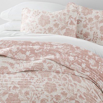 Becky Cameron Super Soft Quilt Set – Lightweight All Season Coverlet in Textured Floral Design by Becky Cameron, Textured Floral Rose, Twin/Twin Extra Long — фото 6