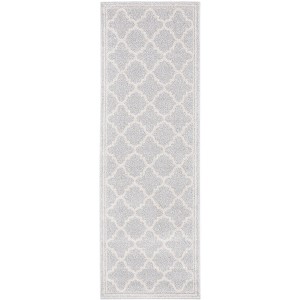 Amherst AMT422 Power Loomed Indoor Rugs - Safavieh - 1 of 4