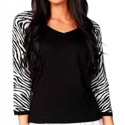 Women's 3/4 Zebra Sleeve V-Neck Top - ANGEL
