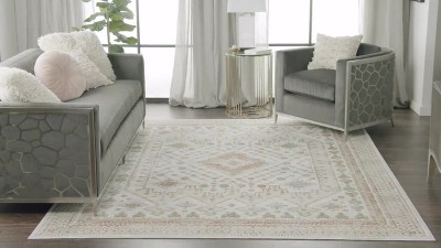 Thalia Green & Ivory Geometric 6' x 9' Easy-Care Area Rug