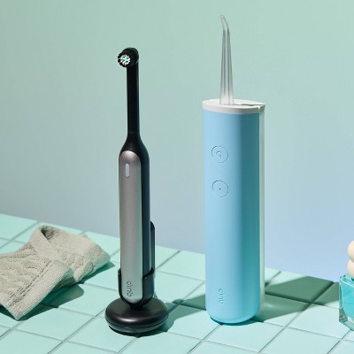 дорожный футляр для электрической зубной щетки quip 360 с вращающейся подзарядкой Белый серебристый