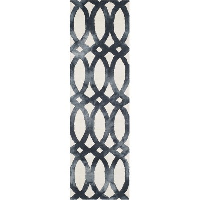 Dip Dye DDY675 Hand Tufted Area Rug  - Safavieh