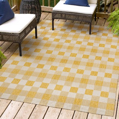Darcy Traditional Geometric Bold Gingham Indoor/Outdoor Area Rug - JONATHAN Y