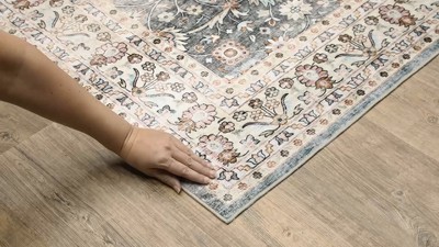 Sumter Gray and Ivory Washable Wool Synthetic Area Rug 7'6" x 10'