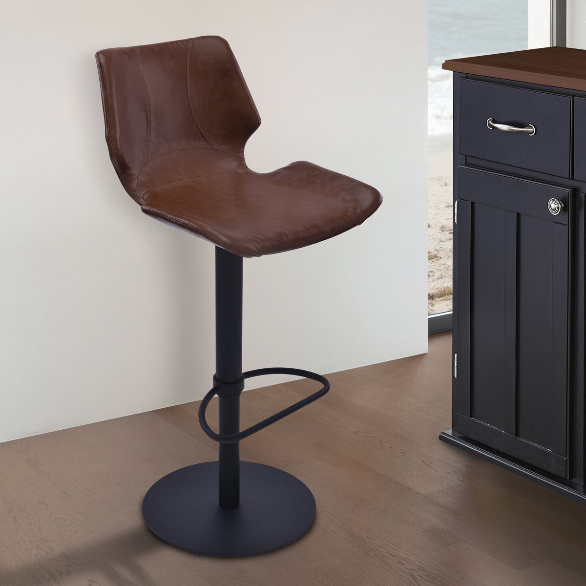 Zuma Barstool