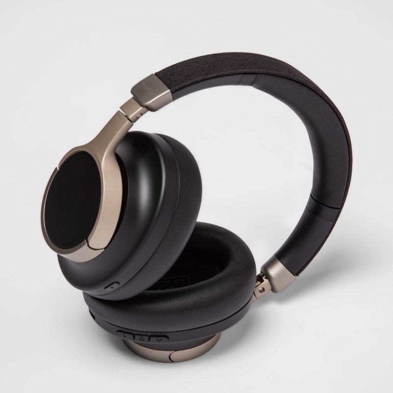 Active Noise Cancelling Bluetooth Wireless Over-Ear Headphones - heyday™, 5 of 7