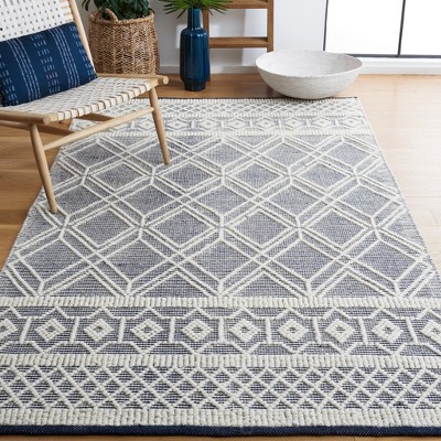 Ivory and Navy Handwoven Wool Geometric Area Rug, 4' x 6'
