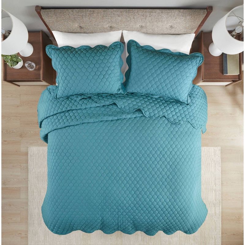 Madison Park 3pc Azariah Scalloped Edge Crinkle Microfiber Quilt Bedding Set , 1 of 12