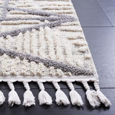 Marrakesh Gray and Beige Synthetic Rectangular Area Rug 4' x 6'