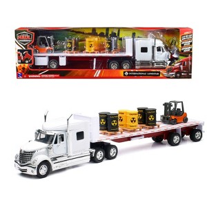 International Lonestar Flatbed Truck White with 6 Toxic Barrels, 3 Pallets and Forklift 1/32 Diecast Model by New Ray - 1 of 4