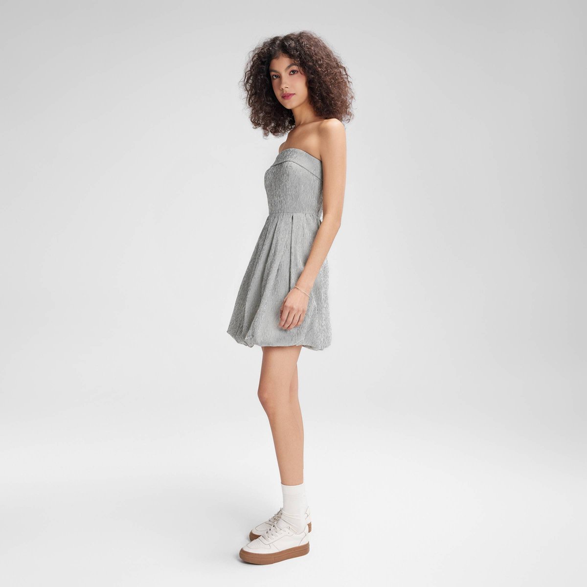 Женские платья Wild Fable Women's Strapless Bubble Dress - Wild Fable™ Black/White Striped L — фото 3