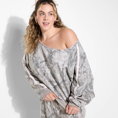 Women's Off the Shoulder Graphic Sweatshirt - Camo