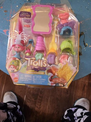 DreamWorks Trolls Hairageous Wardrobe Small Doll Playset