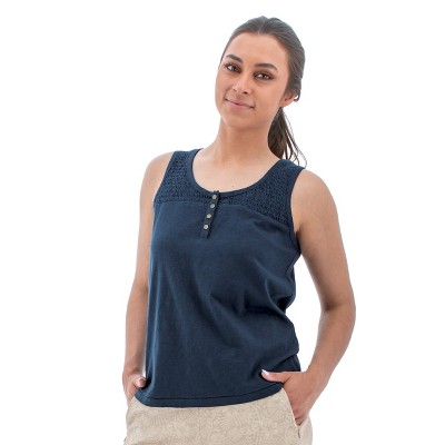 Aventura Clothing Women's Essex Smocked Tank Top