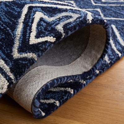 Ivory Elegance 4' x 6' Hand-Tufted Wool Area Rug