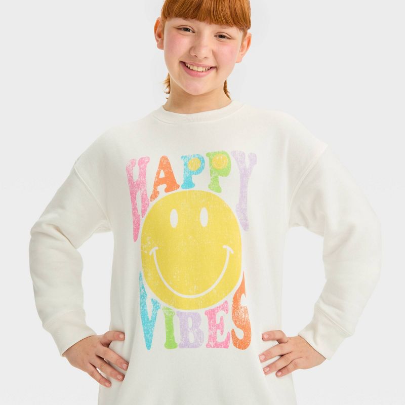 Girls' Oversized Fleece Crewneck Smiley Graphic Pullover Sweatshirt - art class™ White, 3 of 5