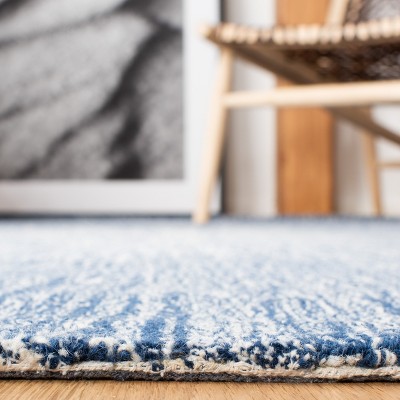 Blue and White Handmade Wool Tufted Area Rug 4' x 6'