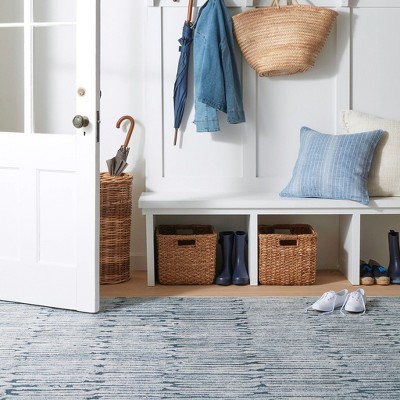 Everglade Blue and Beige Synthetic Runner Rug 2'6"x8'