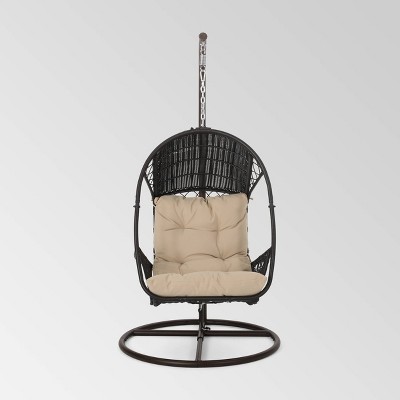 Malia outdoor store wicker chair