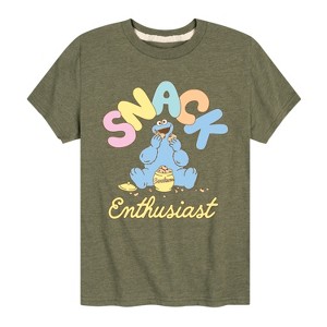 Boys' - Sesame Street - Snack Enthusiast Short Sleeve Graphic T-Shirt - 1 of 4