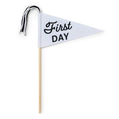 Felt Pennants First/Last - Bullseye's Playground™