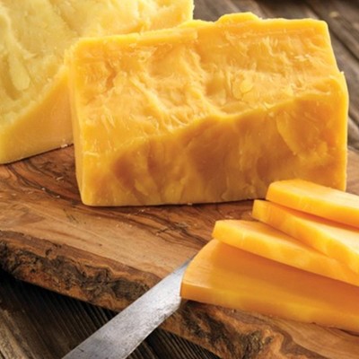 Tillamook Medium Cheddar Cheese Block - 32oz