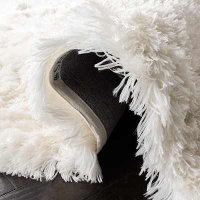 Ivory Hand-Tufted Shag Sheepskin 4' x 6' Area Rug