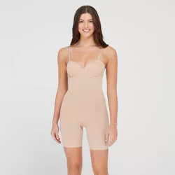ASSETS BY SPANX Women's Flawless Finish Strapless Cupped Midthigh Bodysuit - Beige 1X