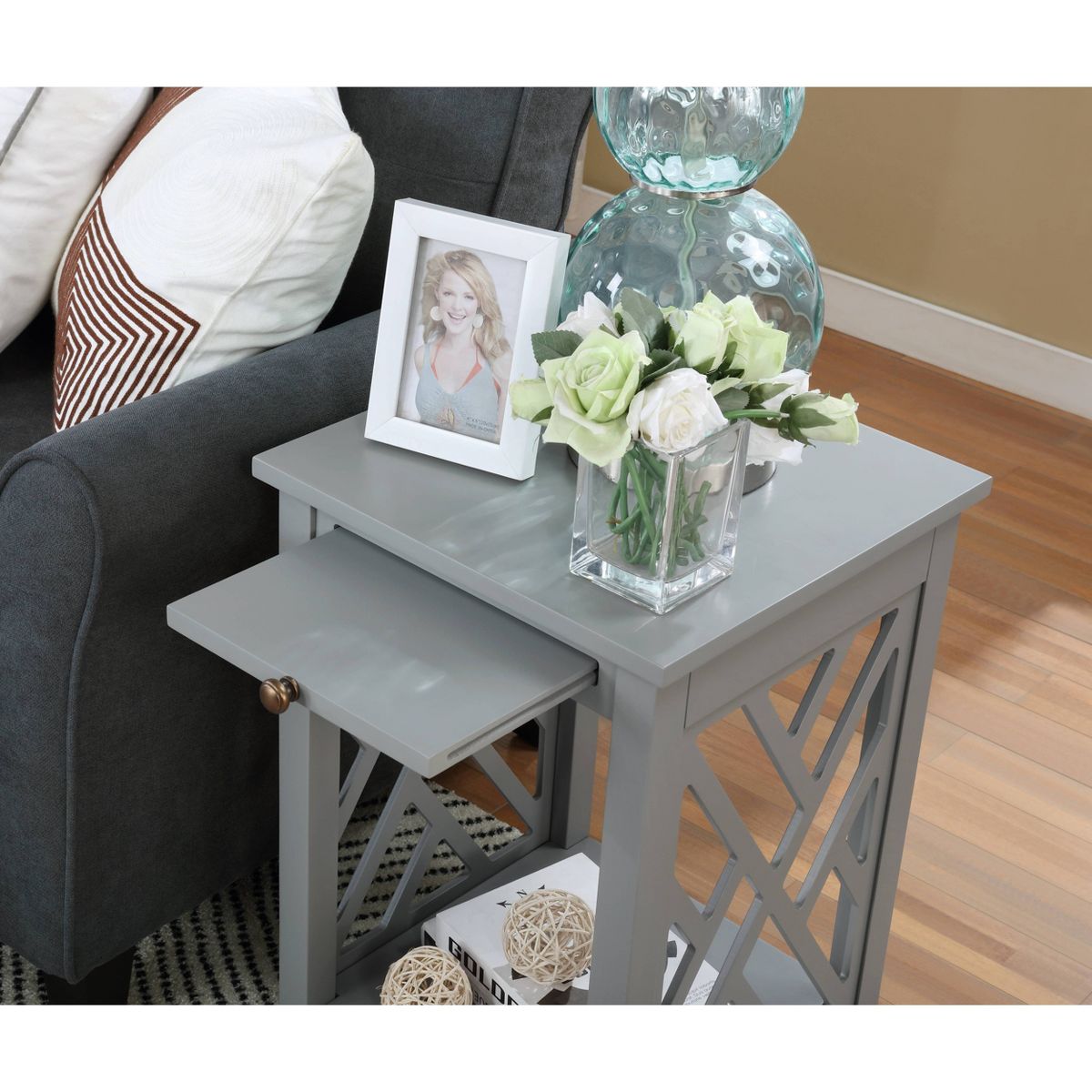Alaterre Furniture Middlebury Wood End Table with Tray - thumbnail 6