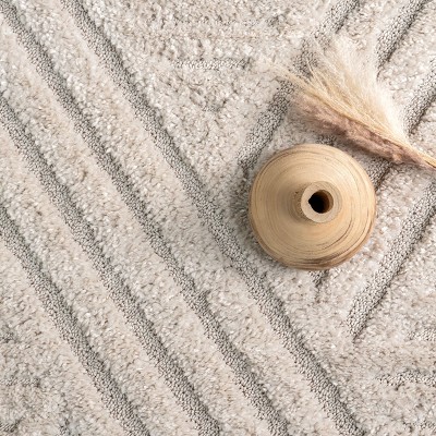 Beige Geometric Shag Tassel 4' x 6' Area Rug
