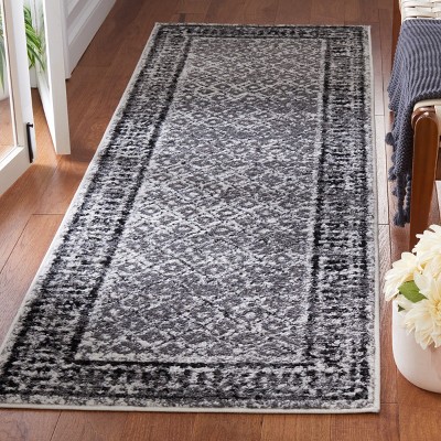 Ivory & Silver Distressed Diamond Lattice Runner Rug, 2'6" x 8'