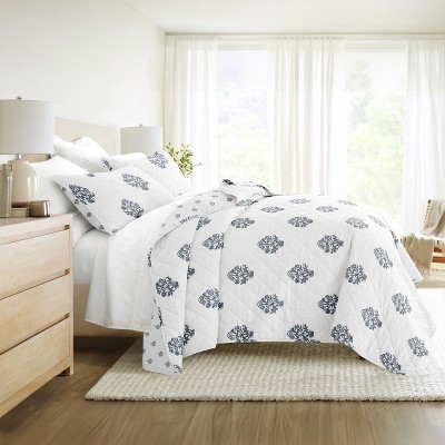 Becky Cameron Quilted Coverlet Set – Ultra-Soft Lightweight Bedding in Stamped Bloom Pattern by Becky Cameron, Stamped Bloom Dusk Blue, King/California King — фото 2