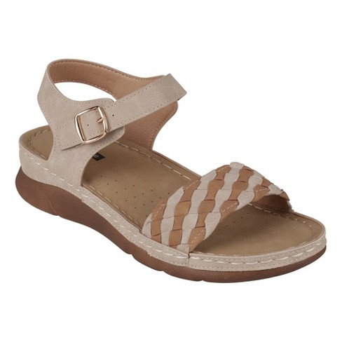 Women Flat Sandals Woven Leather Sandals Nude Size 7.5 