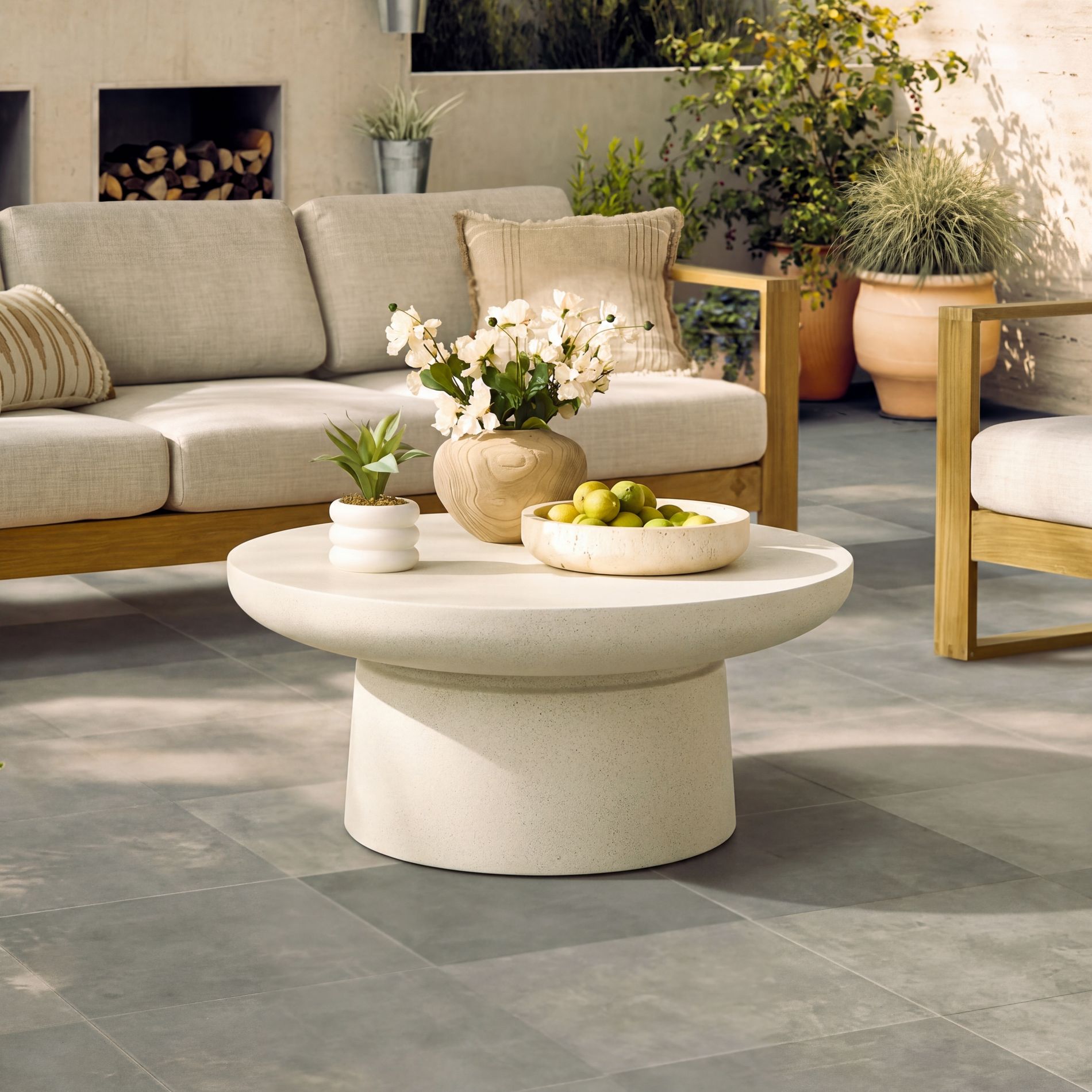 Christopher Knight Home Evander Outdoor Lightweight Concrete Round Coffee Table, Off White