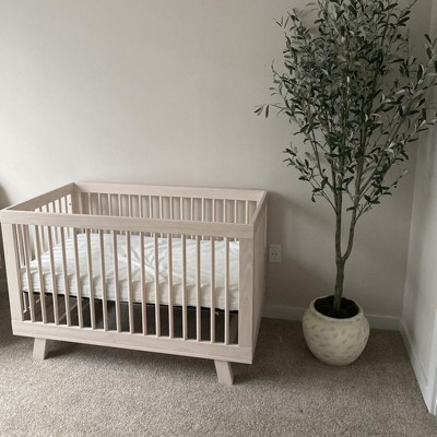 Babyletto hudson outlet crib white natural