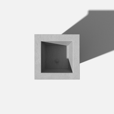 Veradek Brixton Tall 28-inch Gray Recycled Plastic Planter