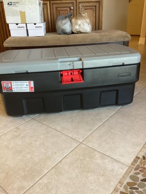 Rubbermaid 35 Gal. Action Packer Lockable Latch Storage Box Tote