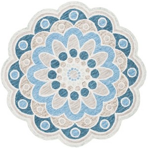 Novelty NOV101 Hand Tufted Indoor Rugs - Safavieh - 1 of 3