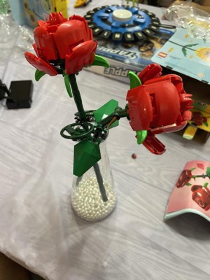 LEGO Roses With Vase and Water Tiles genuine LEGO Buildable Roses