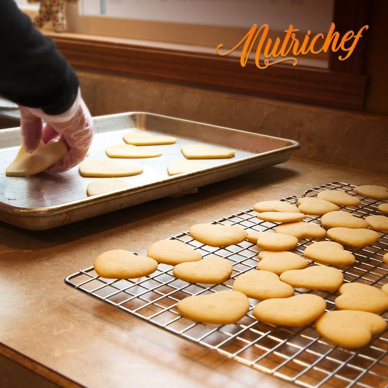 NutriChef Non Stick Baking Sheets, Cookie Pan Aluminum Bakeware with Cooling Rack, Professional Quality Kitchen Cooking Non-Stick Bake Trays, 3 of 4