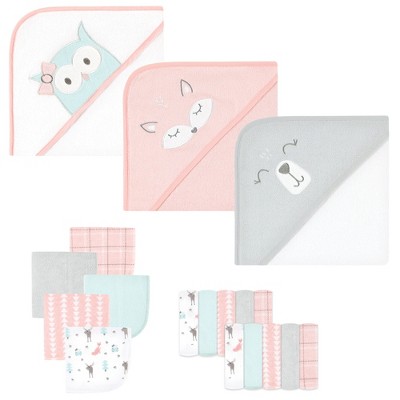 Image of Hudson Baby Infant Girl Animal Hooded Towel 3pk and 15 Washcloths, Girl Woodland, One Size