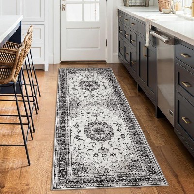 Oriental Medallion Rug - Kid and pet friendly washable vintage floral carpet with non-slip backing