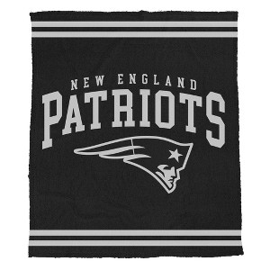 NFL New England Patriots Midnight Logo Cozy Knit Blanket - 1 of 1