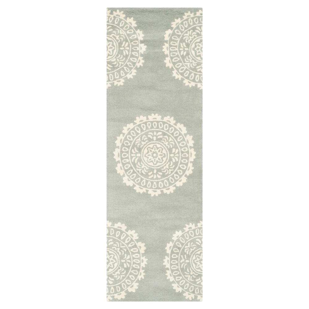 2'3inx9' Runner Shapes Gray/Ivory - Safavieh